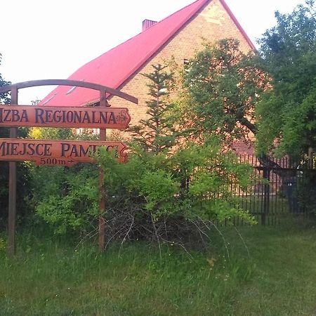Izdebka W Zaciszu Panzió Czarna Dabrowka Kültér fotó