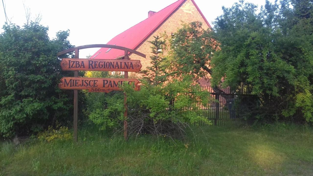 Izdebka W Zaciszu Panzió Czarna Dabrowka Kültér fotó